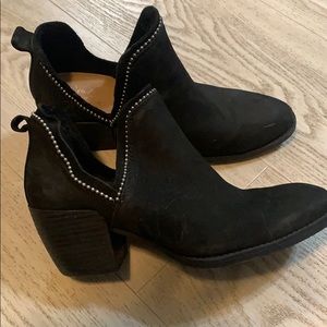 Women’s heel